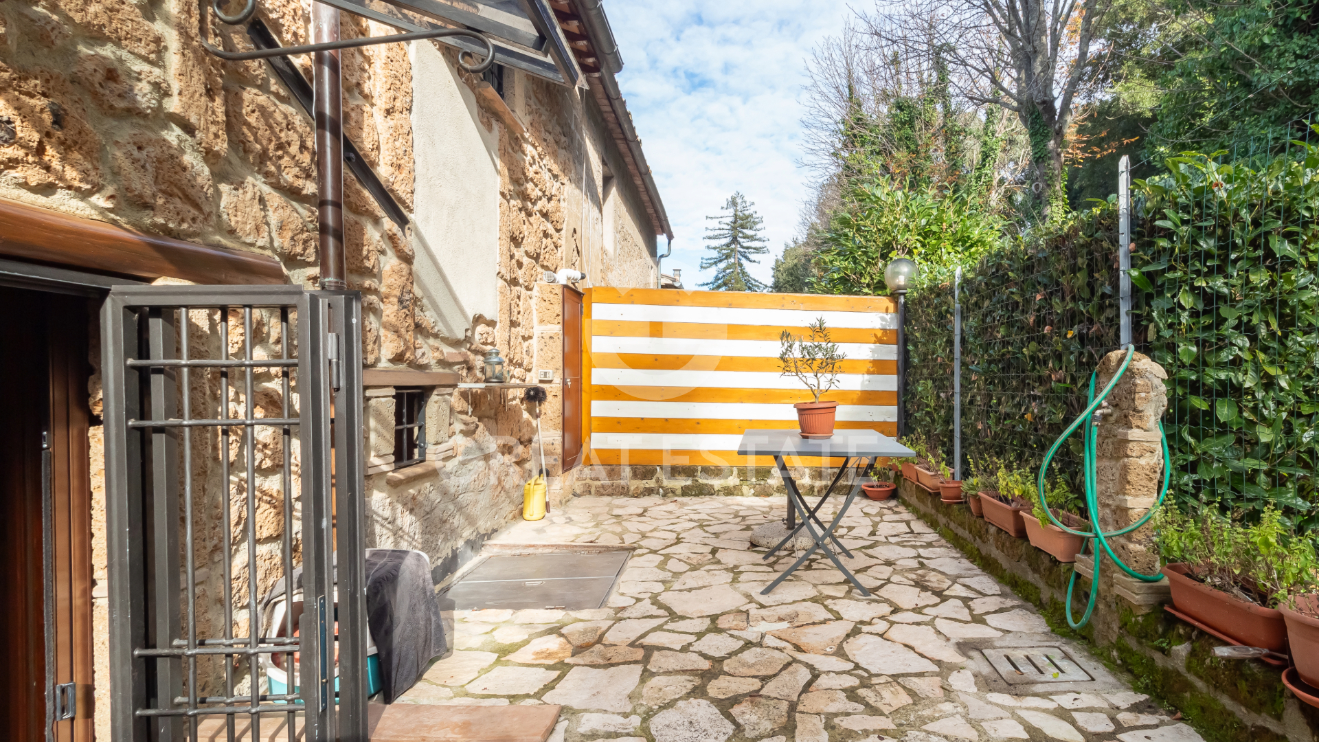 House in Porano - Image 2