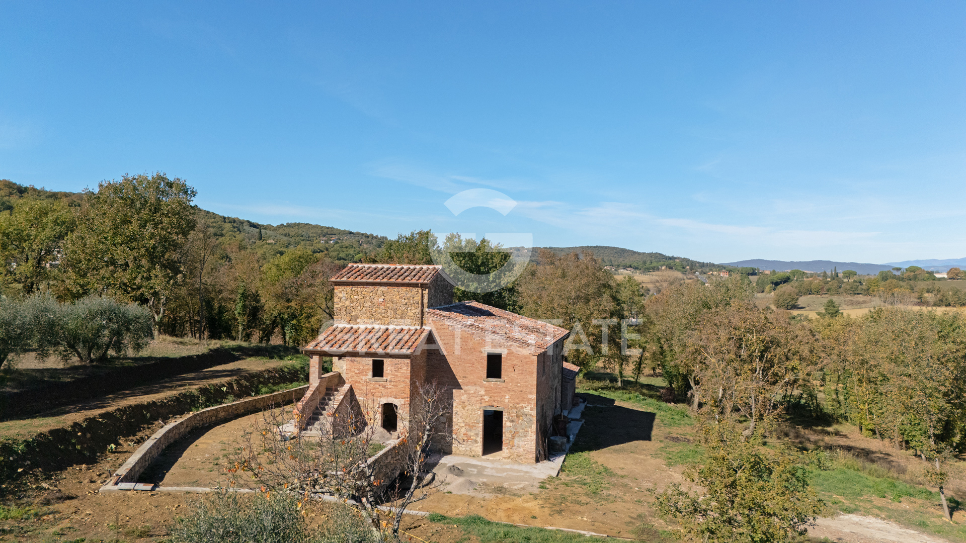 House in Santa Maria - view 1