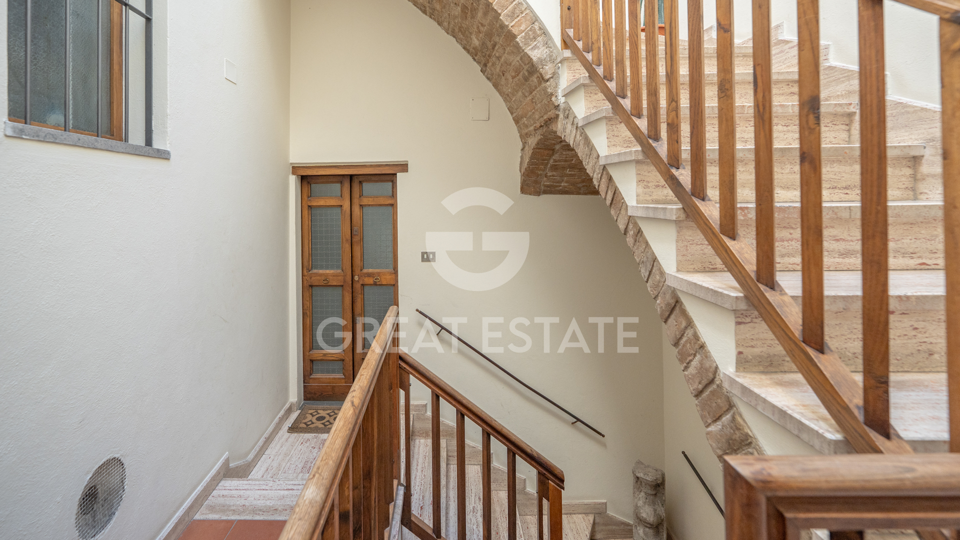 House in Spoleto - Image 3