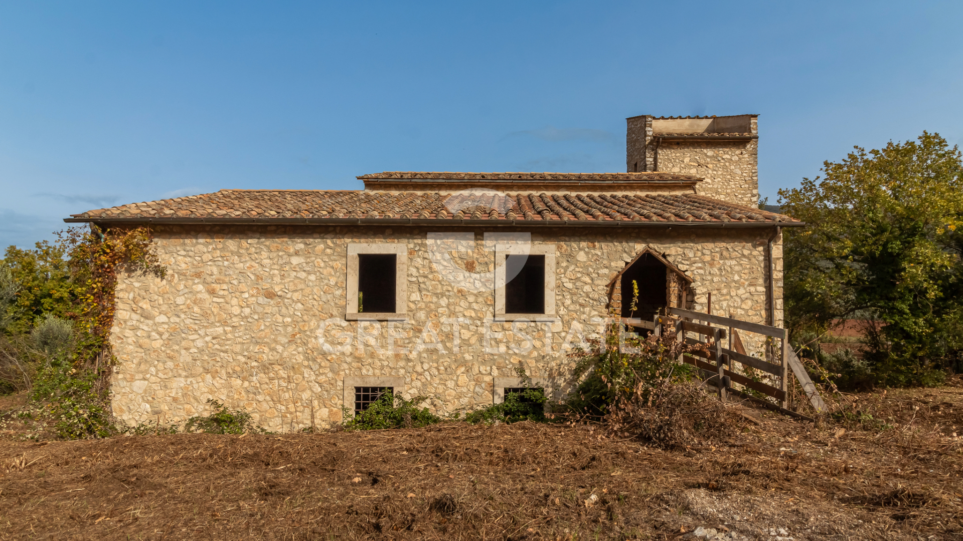 House in Botto - Image 3