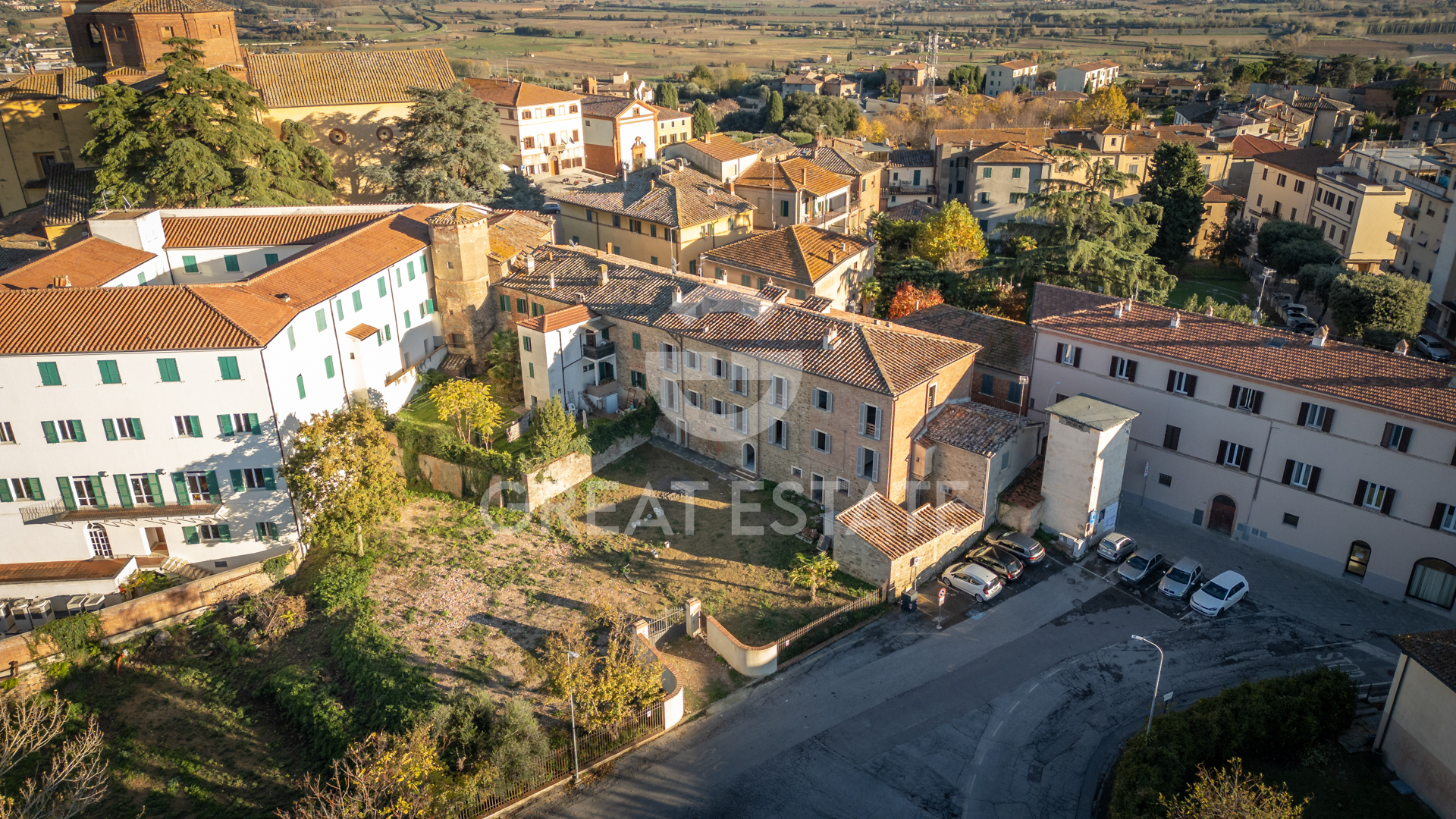 House in Sinalunga - view 1