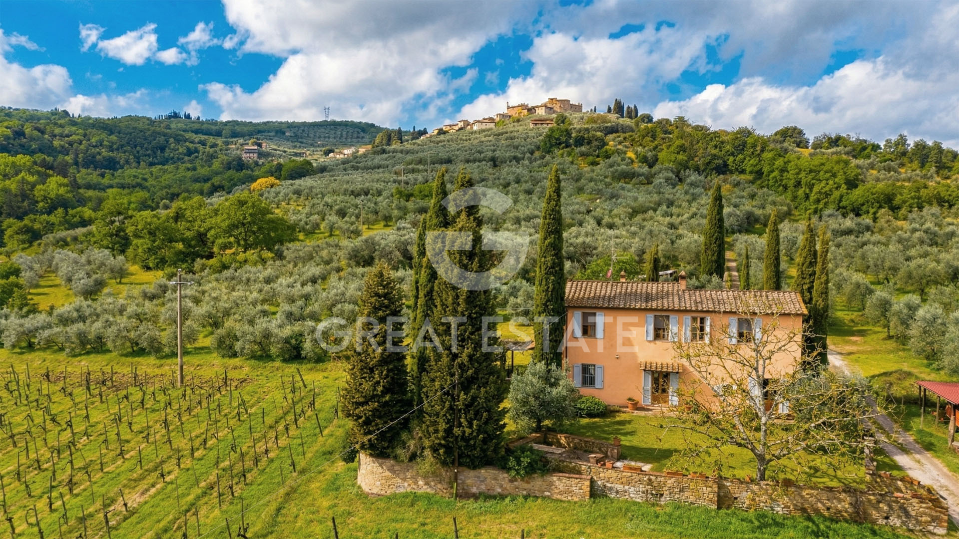 House in Bucine - Image 3