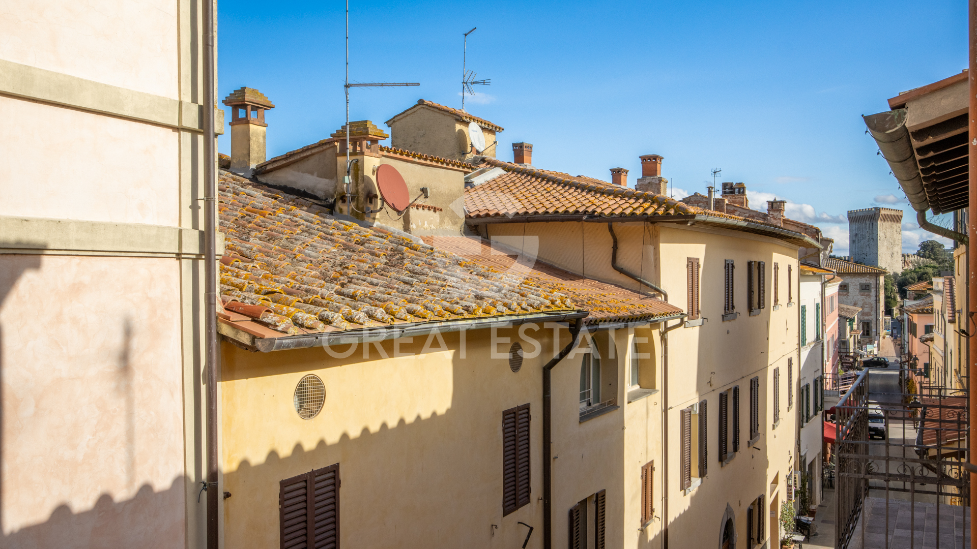 House in Castiglione del Lago - Image 2