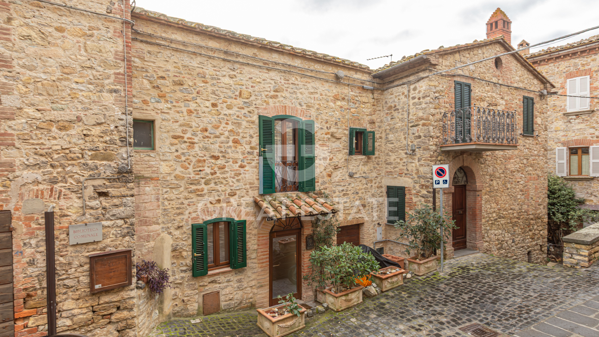 House in Parrano - Image 2