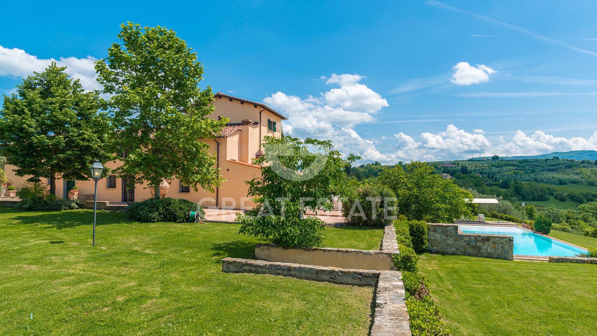 House in Taiano - Image 3