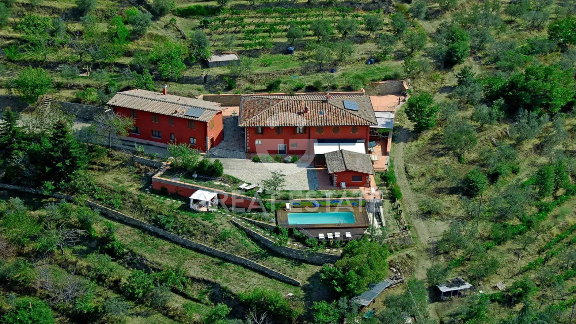 House in Castelfranco Piandisco - view 1