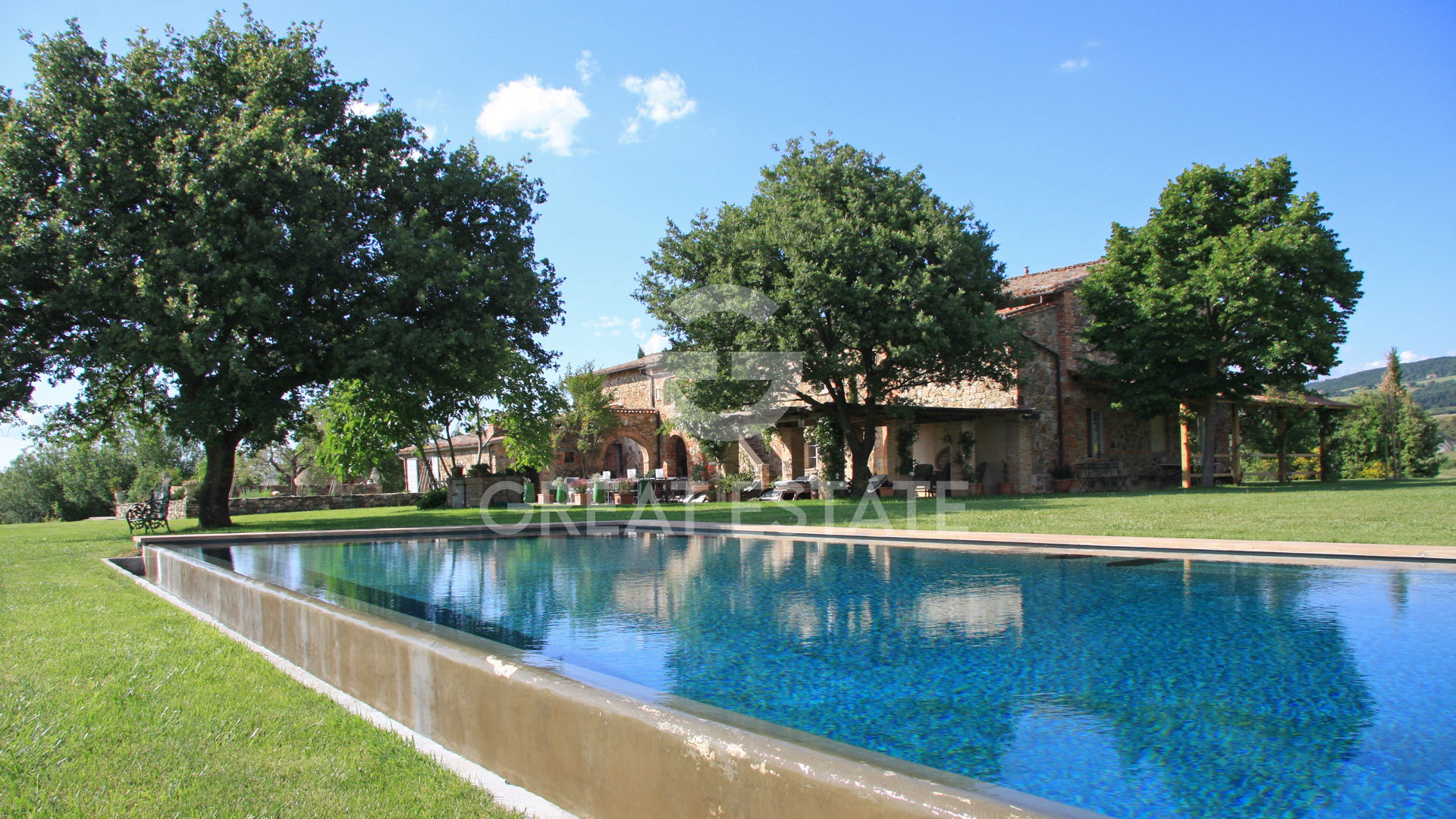 House in Sarteano - view 1