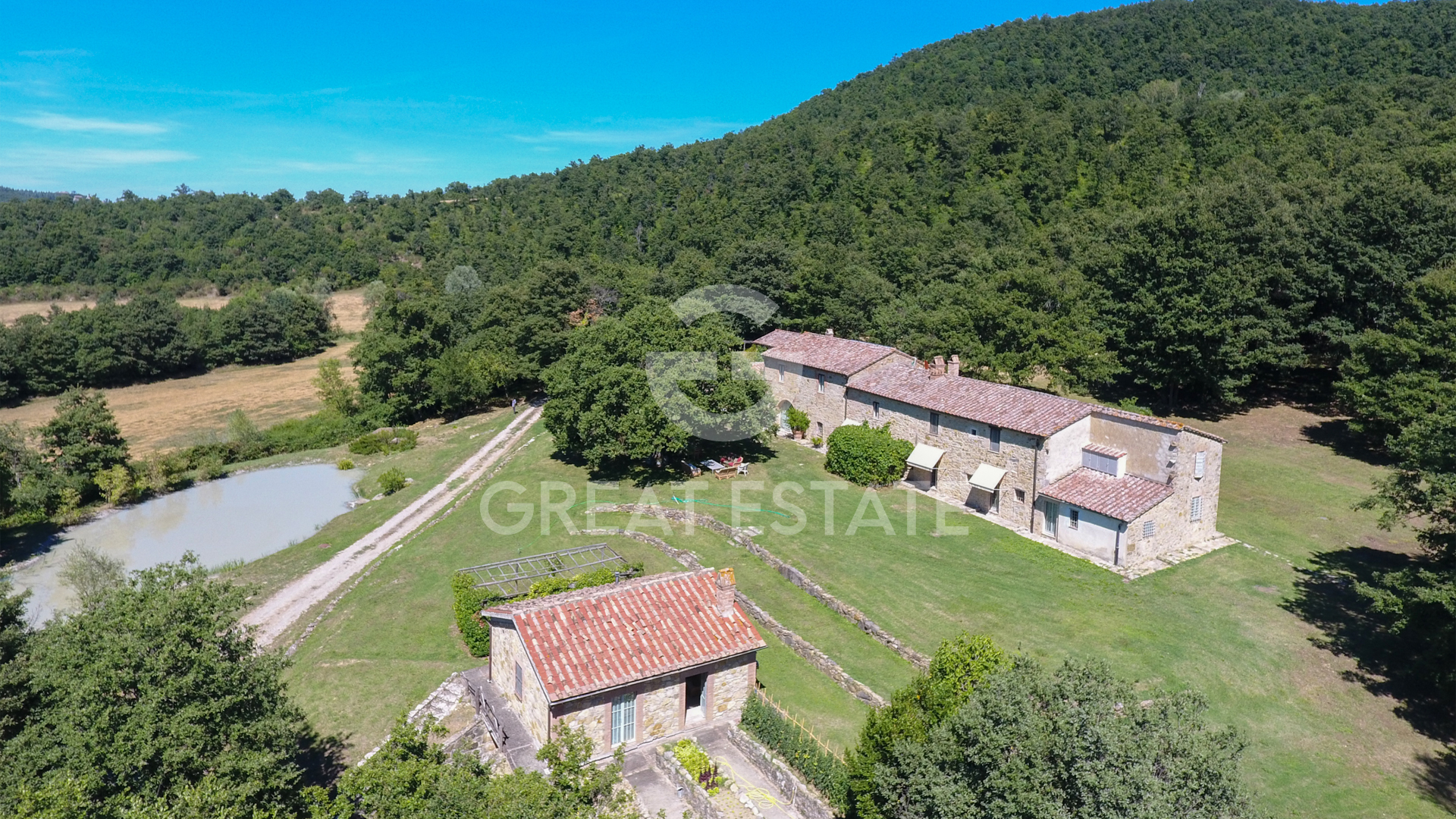 House in San Casciano dei Bagni - Image 3