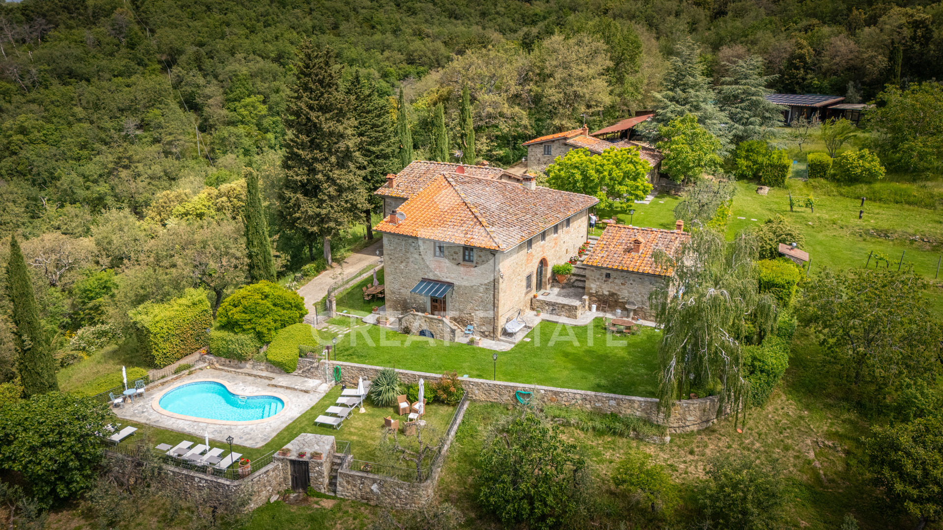 House in Loro Ciuffenna - view 1