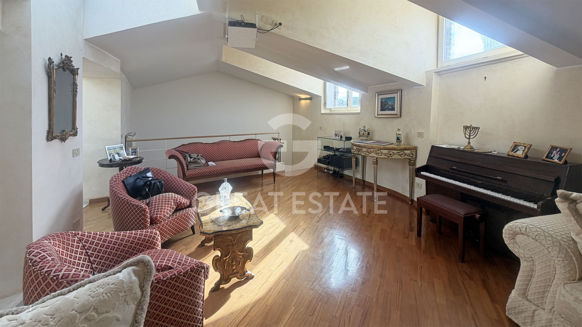 House in Siena - Image 4