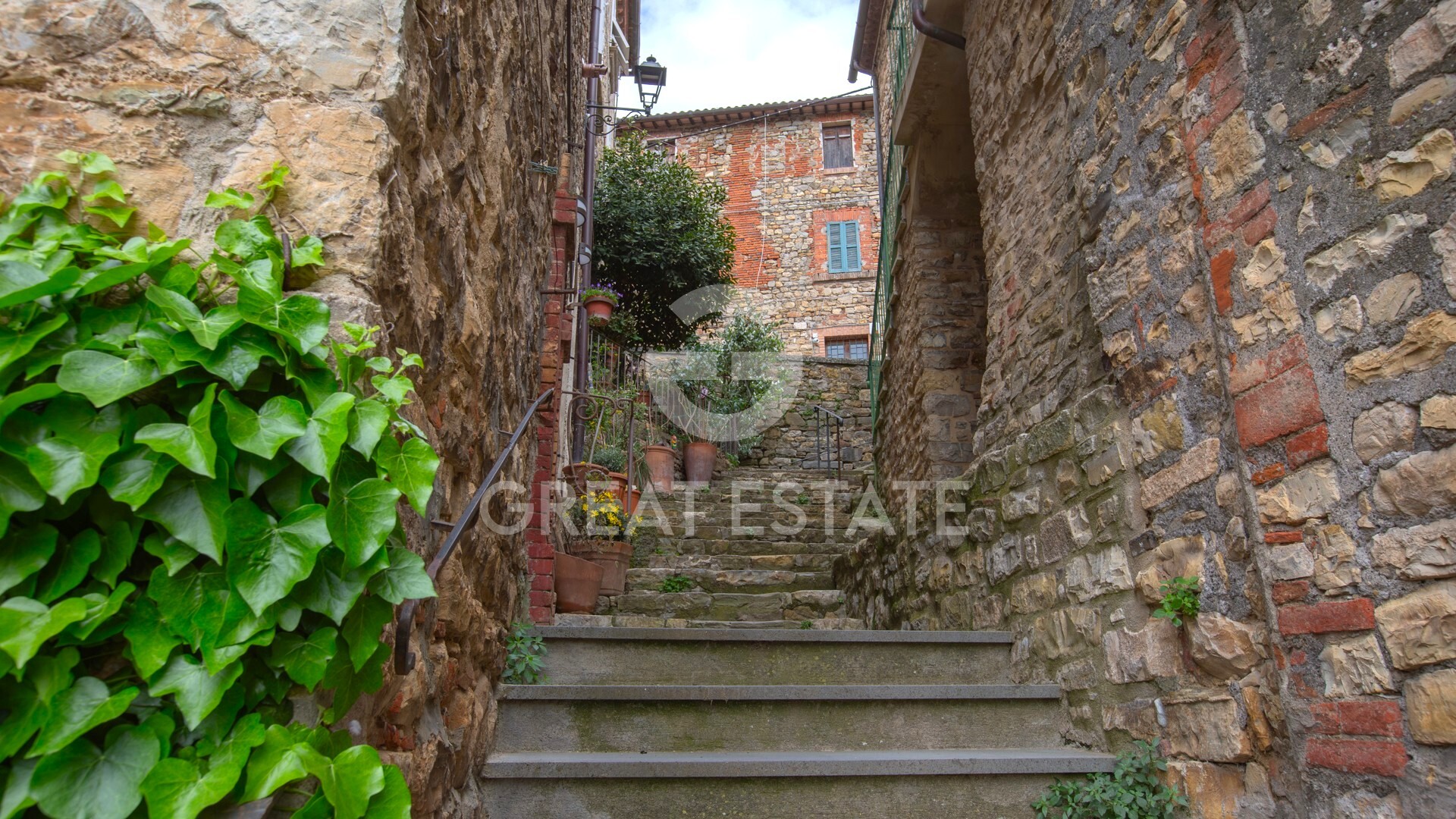 House in Parrano - Image 4