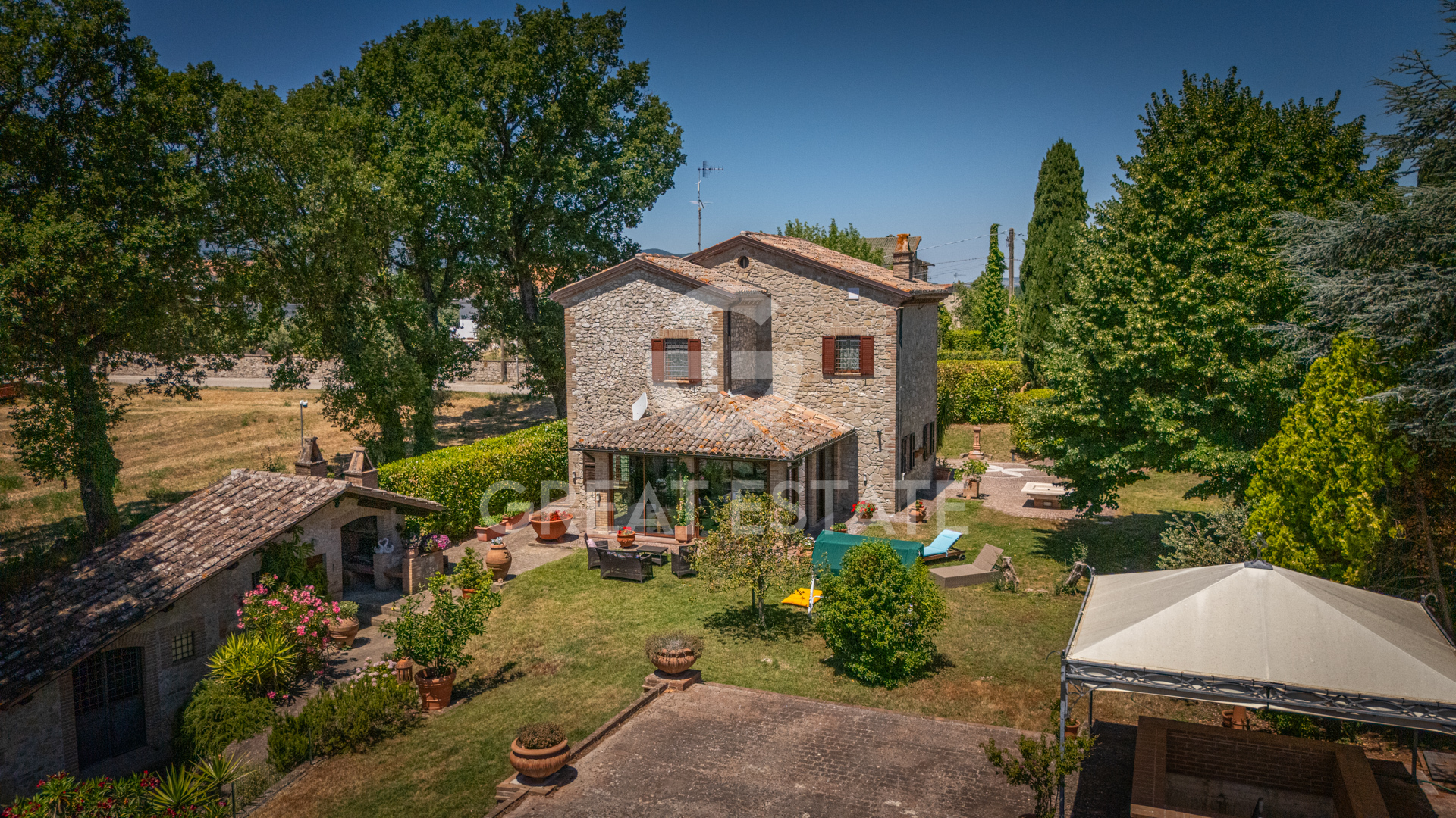 House in Avigliano Umbro - Image 3