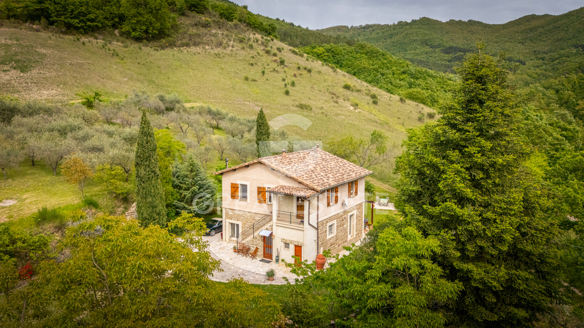 House in Assisi - view 1