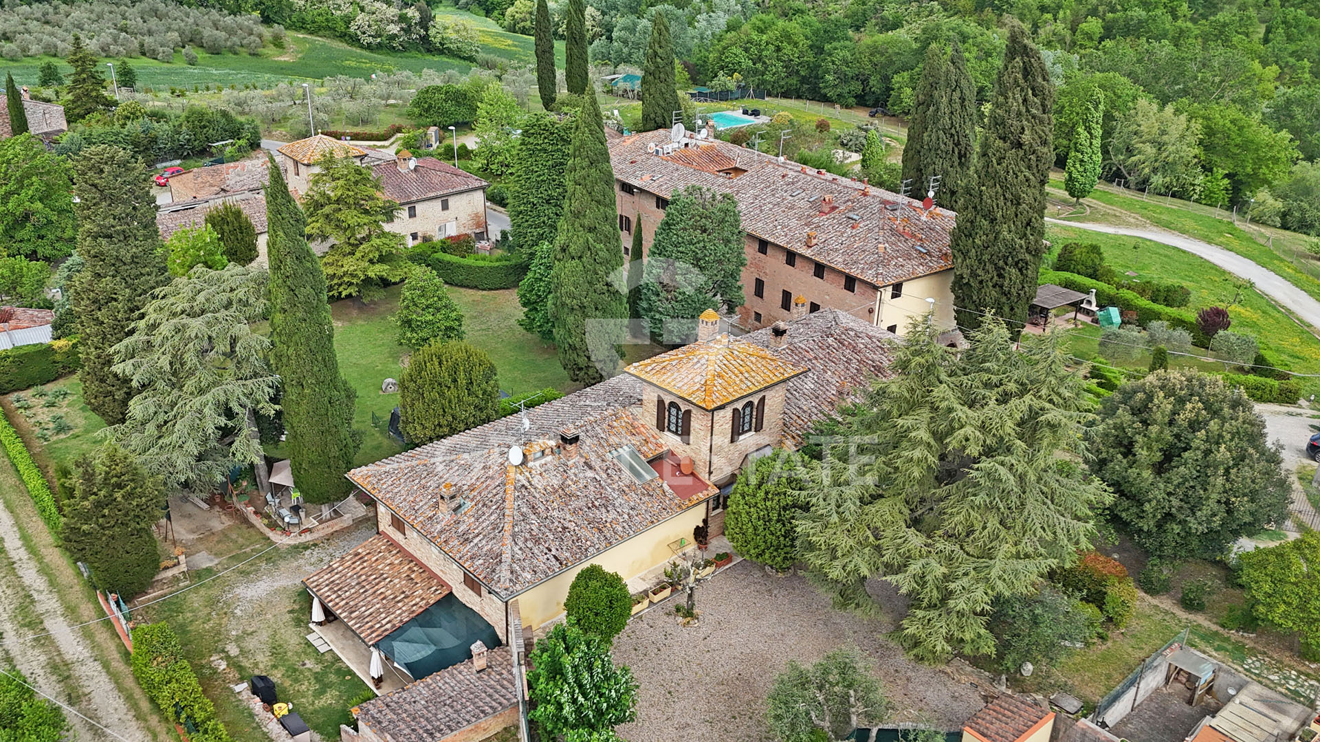 House in Guistrigona - view 1