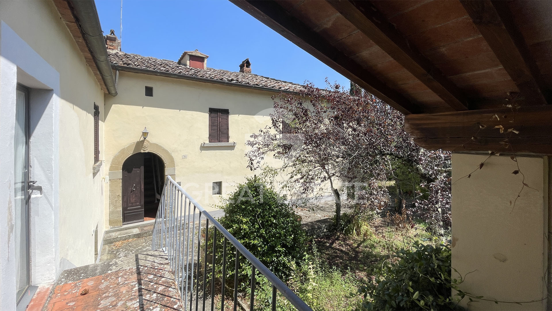 House in Arezzo - Image 3