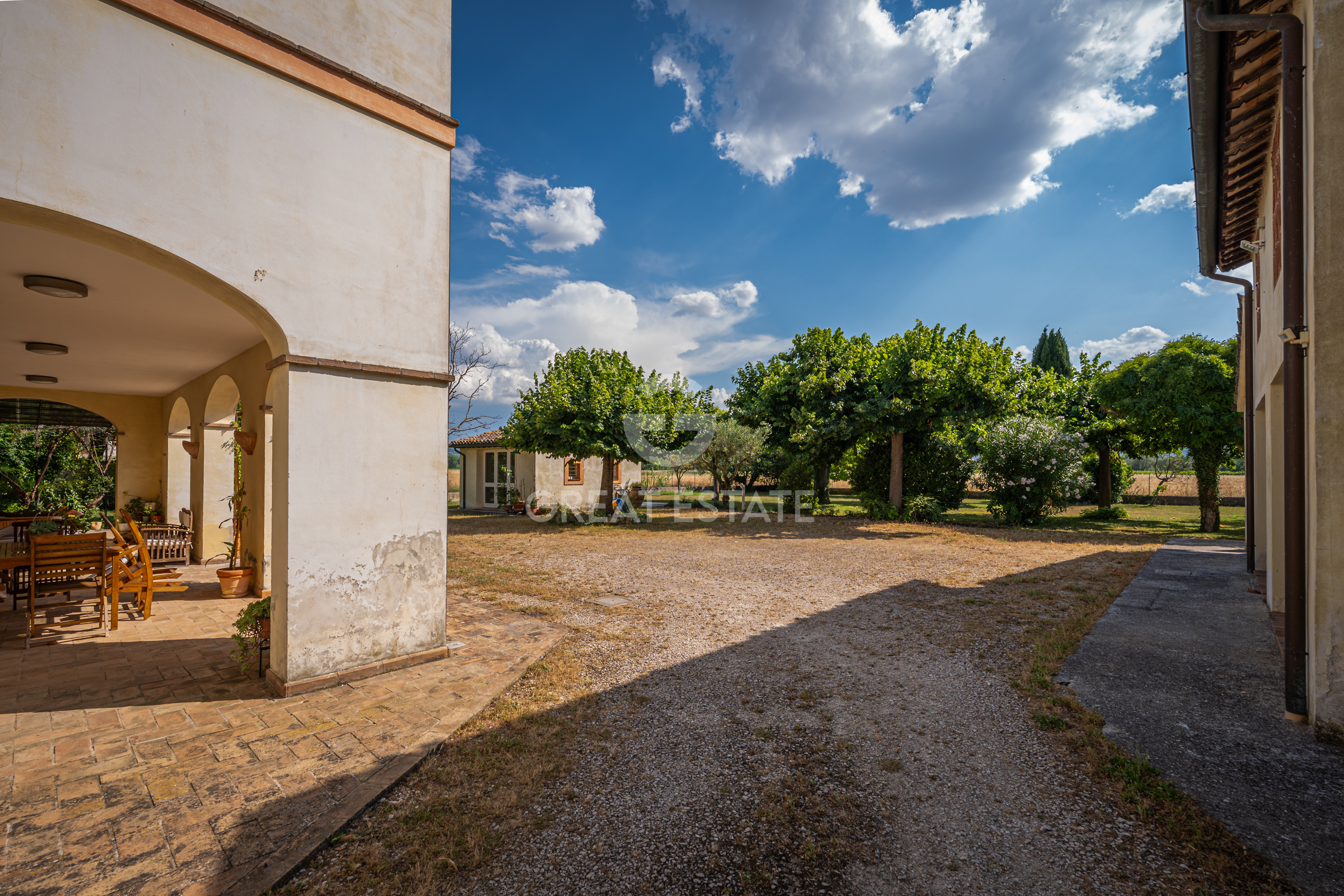House in Budino - Image 5