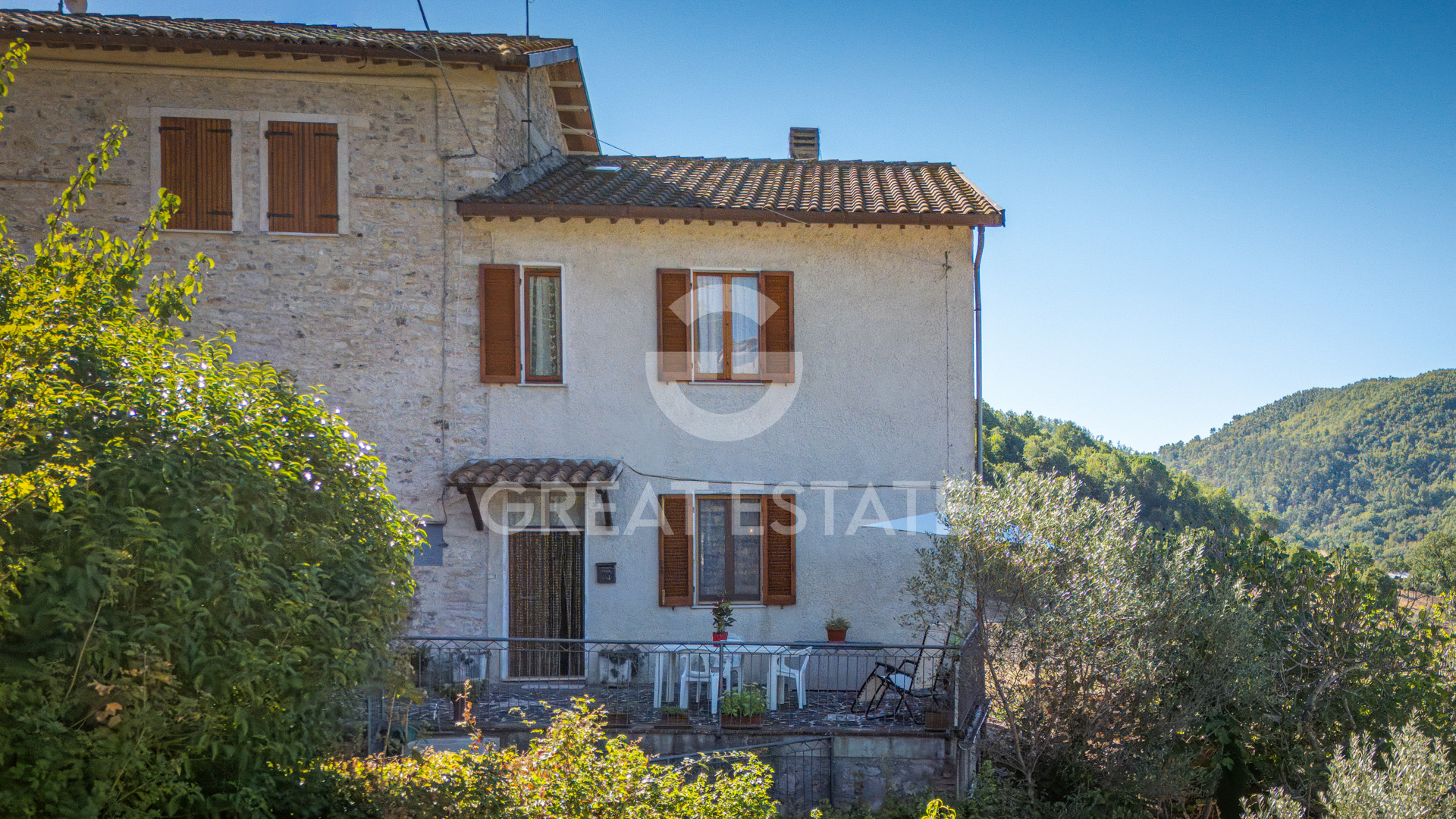 House in Fogliano - Image 4