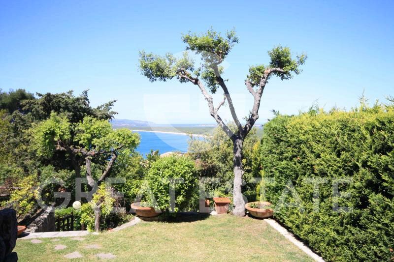 Il giardino sul mare