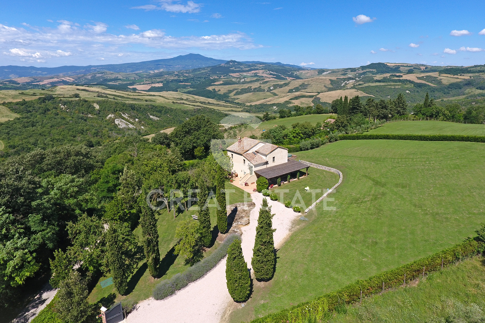 House in San Casciano dei Bagni - view 1