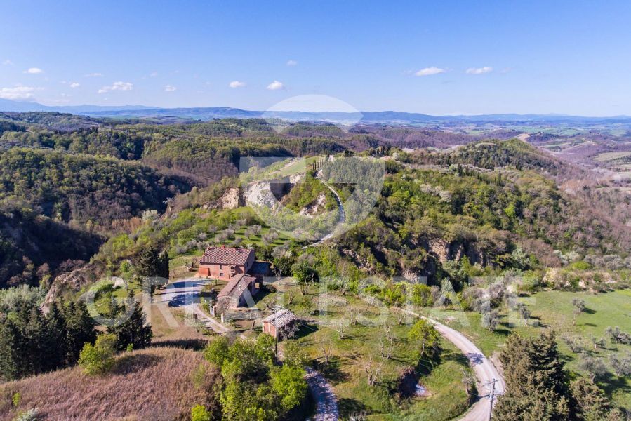 LA CHIUSA