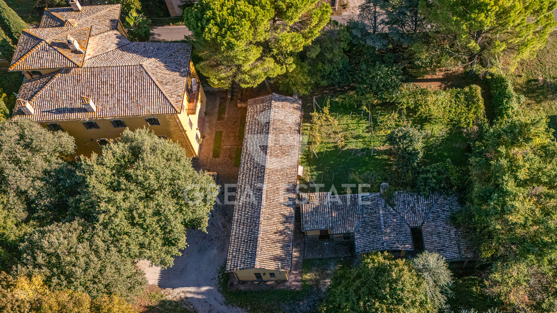 House in Tombetta - view 1
