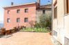 Foto esterno della proprietà Il giardino con vista