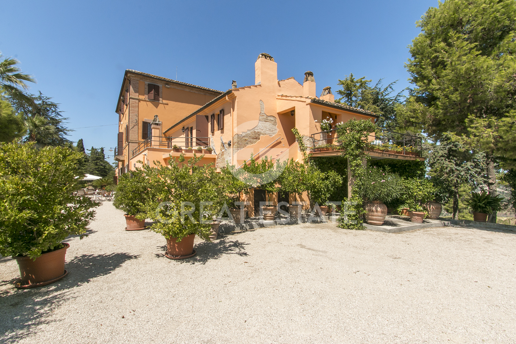 Villa San Giovanni Italy Property Guide