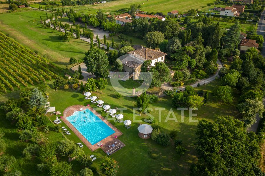 VILLA MECENATE