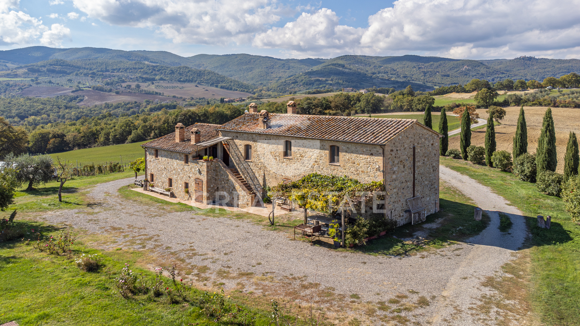 House in Salci - Image 3