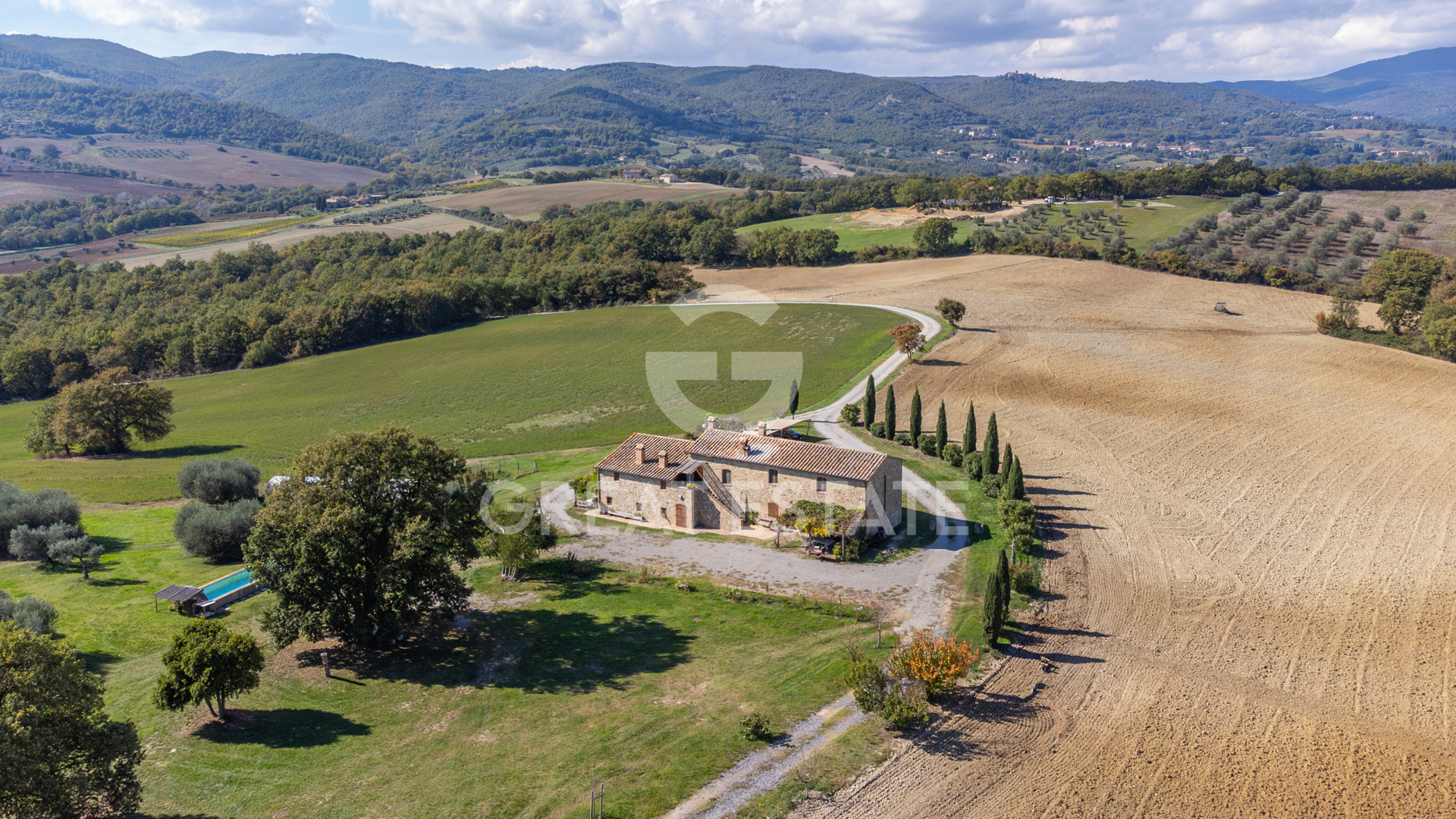 House in Salci - view 1