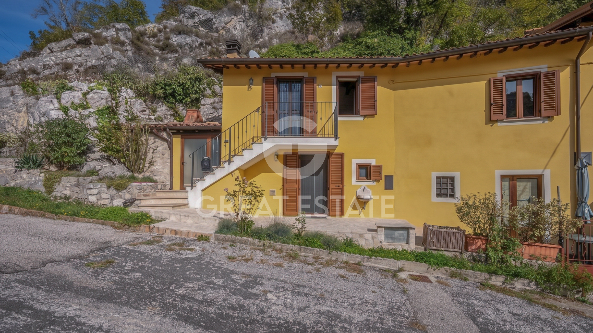 House in Italian Republic - Image 2