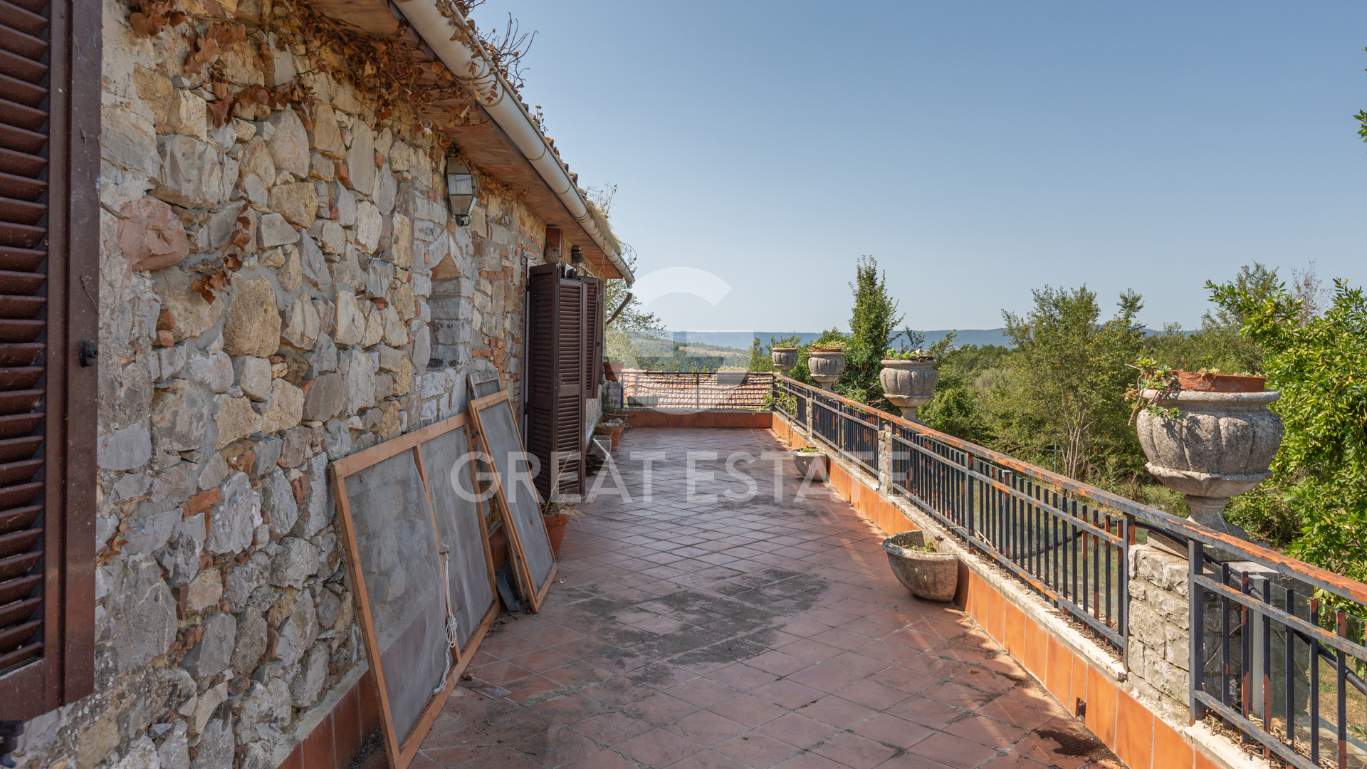 House in Carnaiola - Image 5