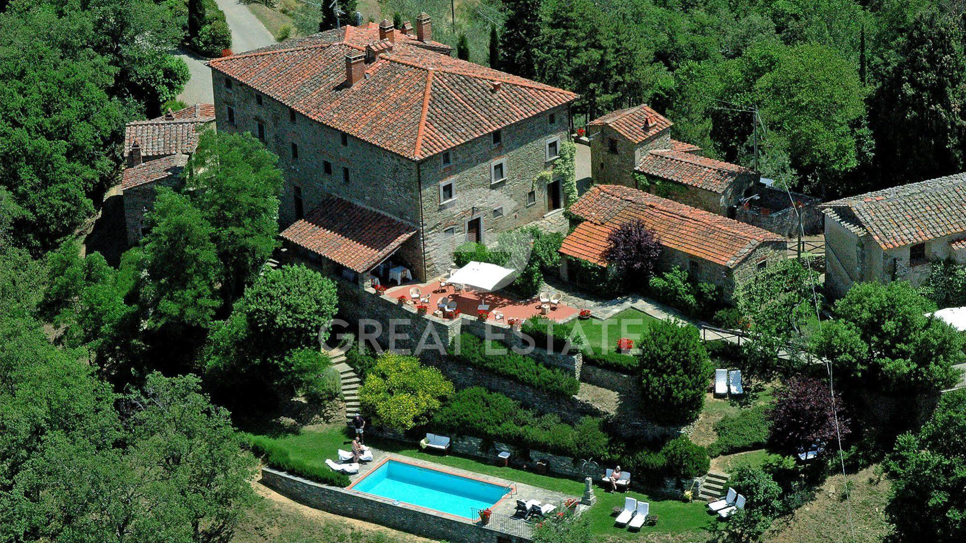 House in Santo Stefano - Image 2