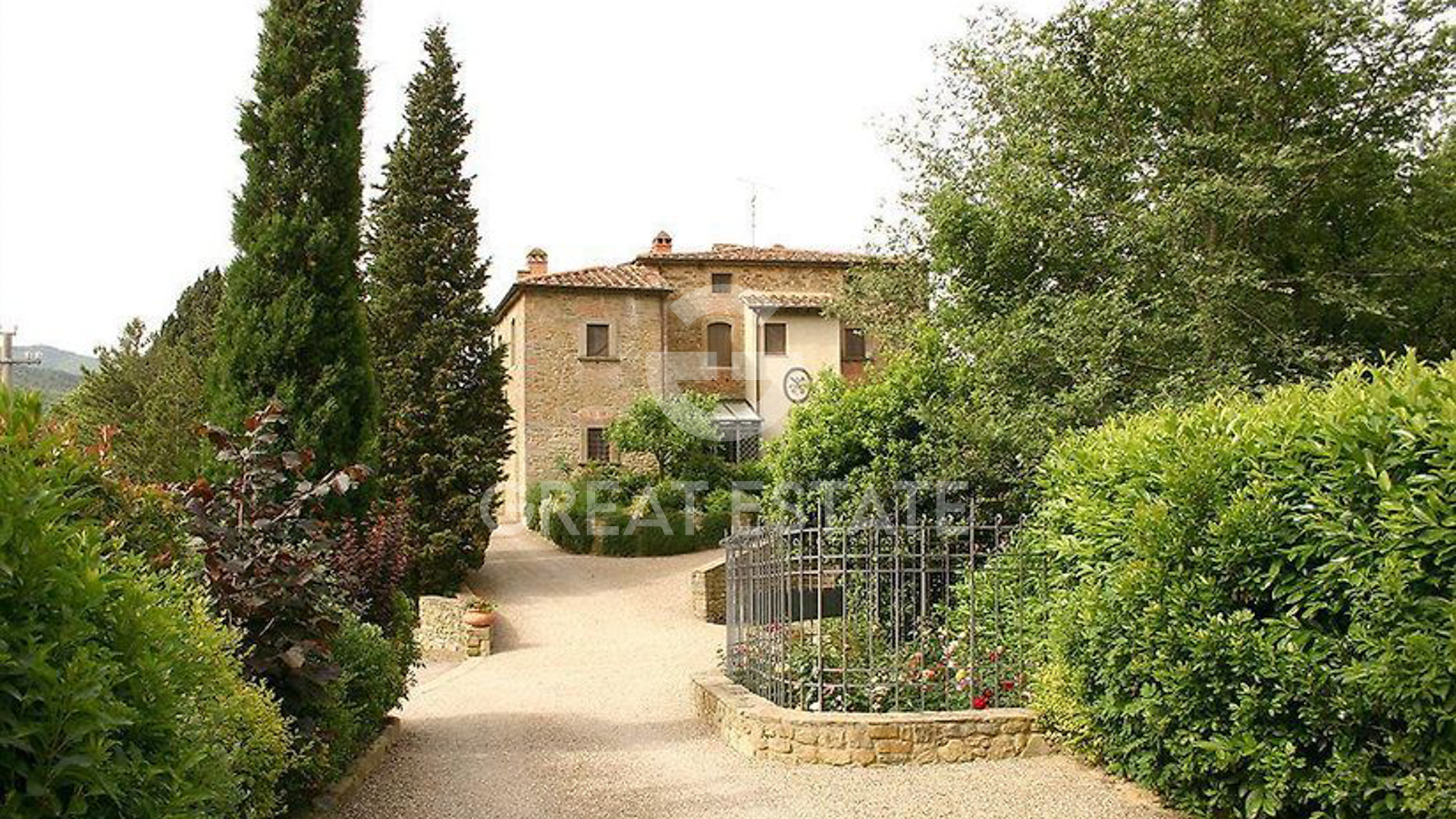 House in Santo Stefano - Image 4