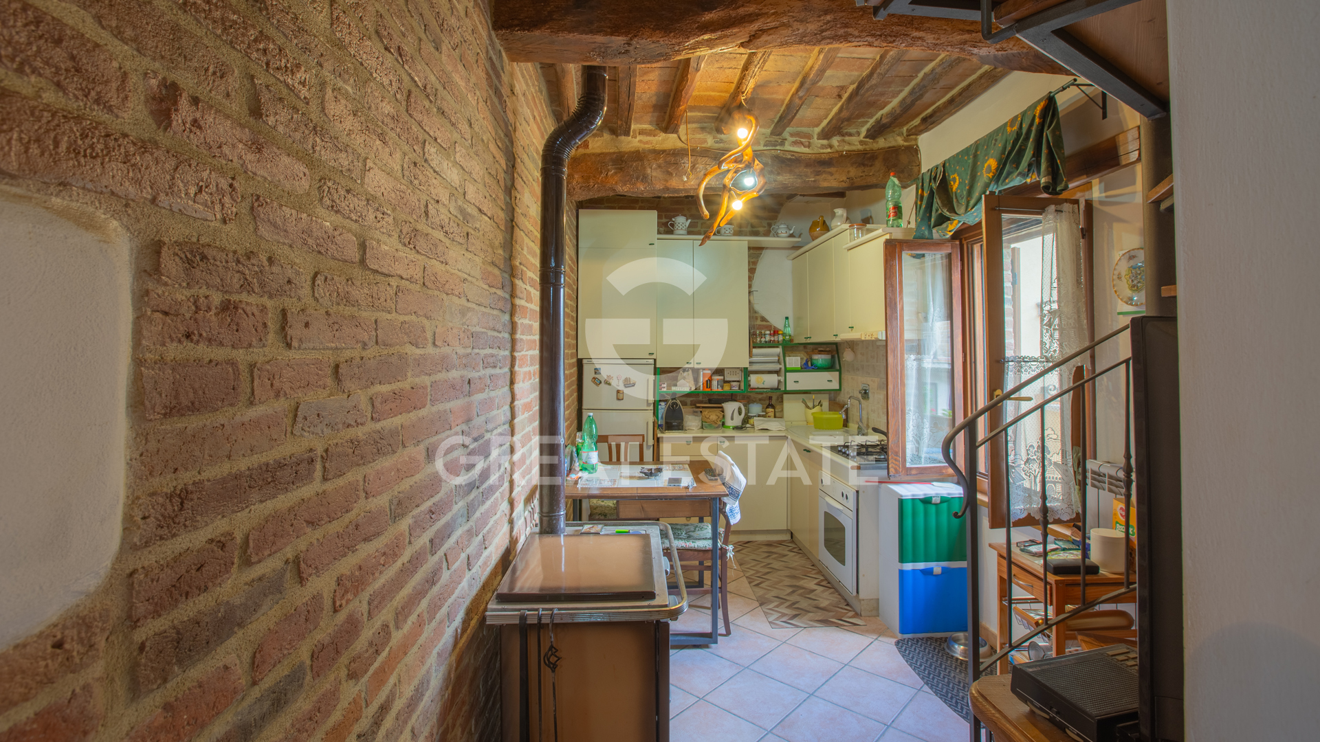 House in Panicarola - Image 3