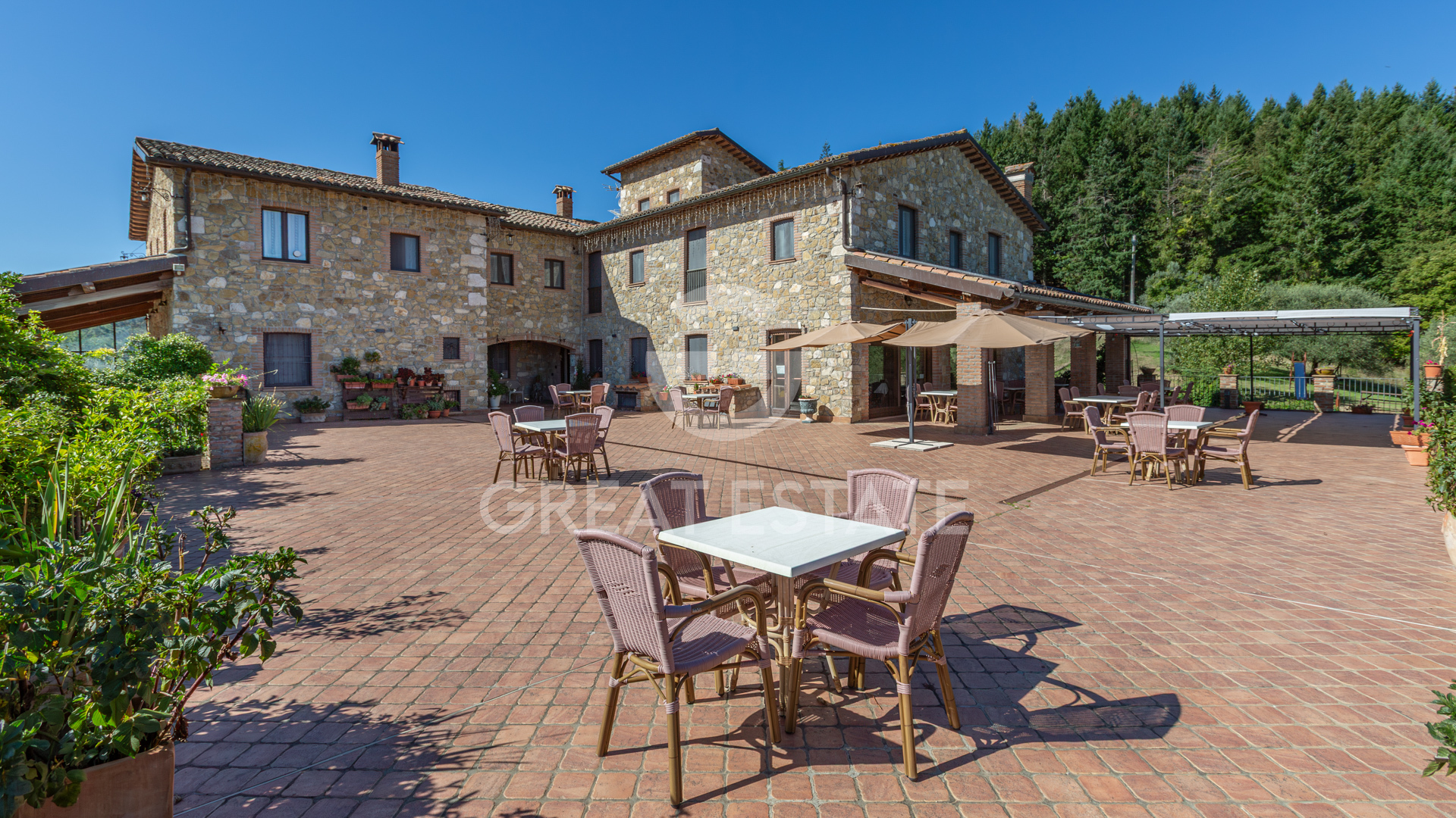 House in San Venanzo - Image 3