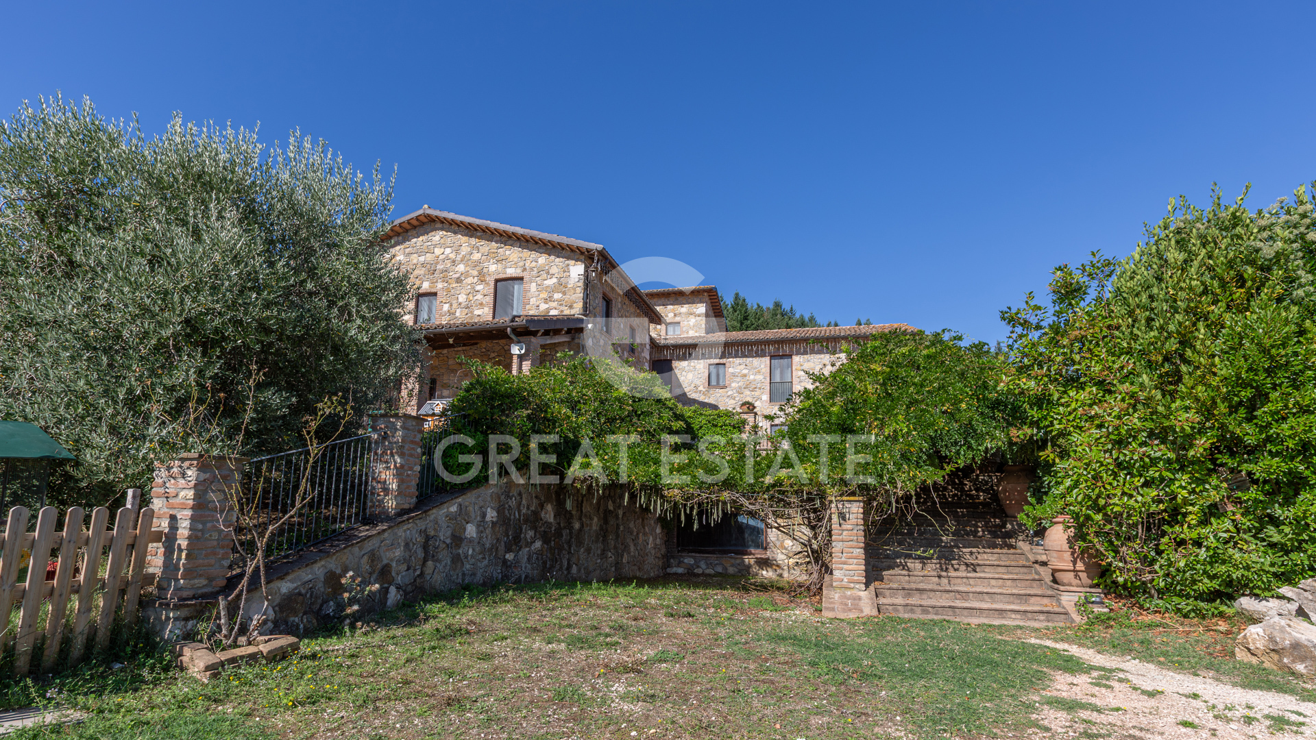 House in San Venanzo - Image 5