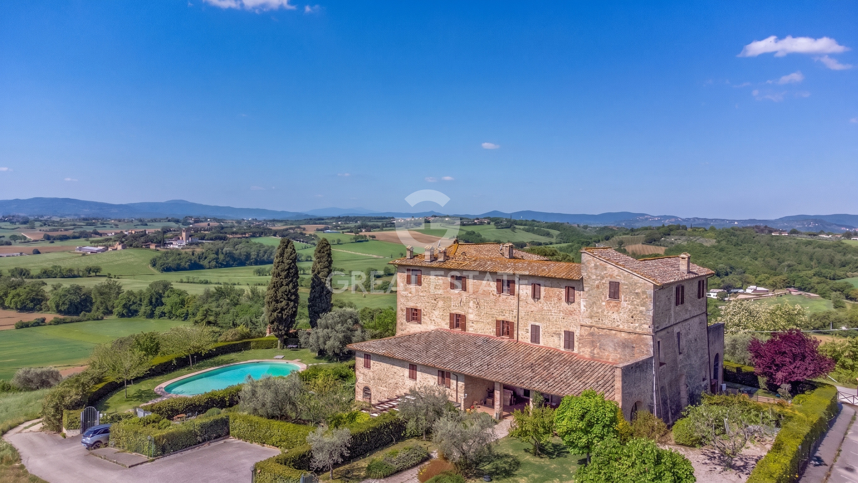 House in Villa - Image 3