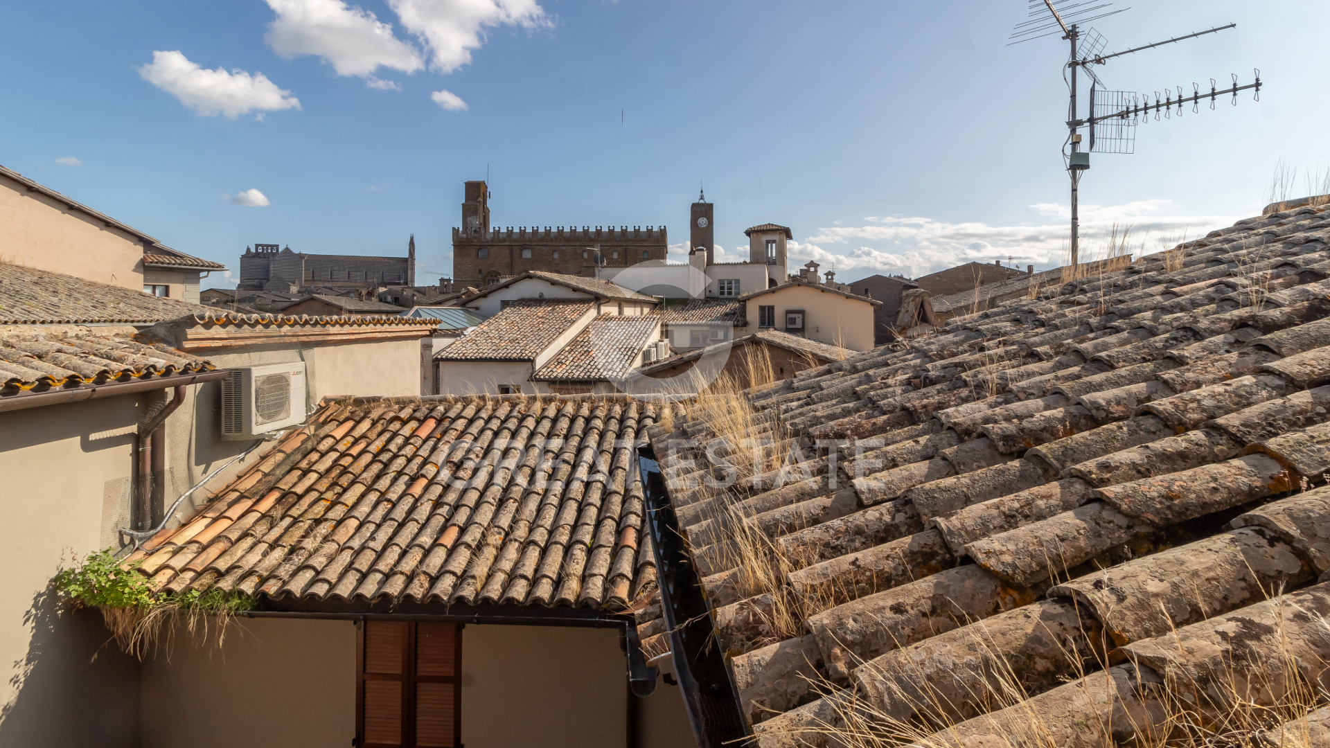 House in Orvieto - view 1