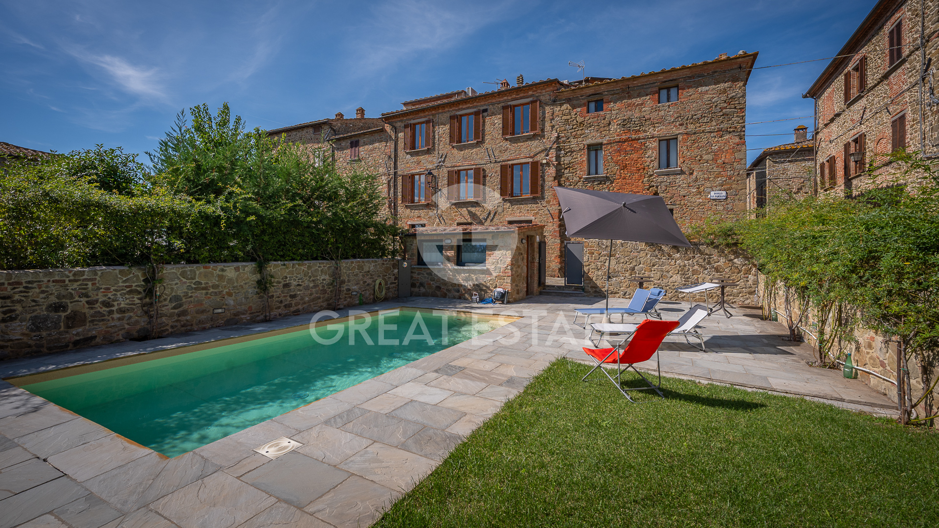 House in Sinalunga - view 1