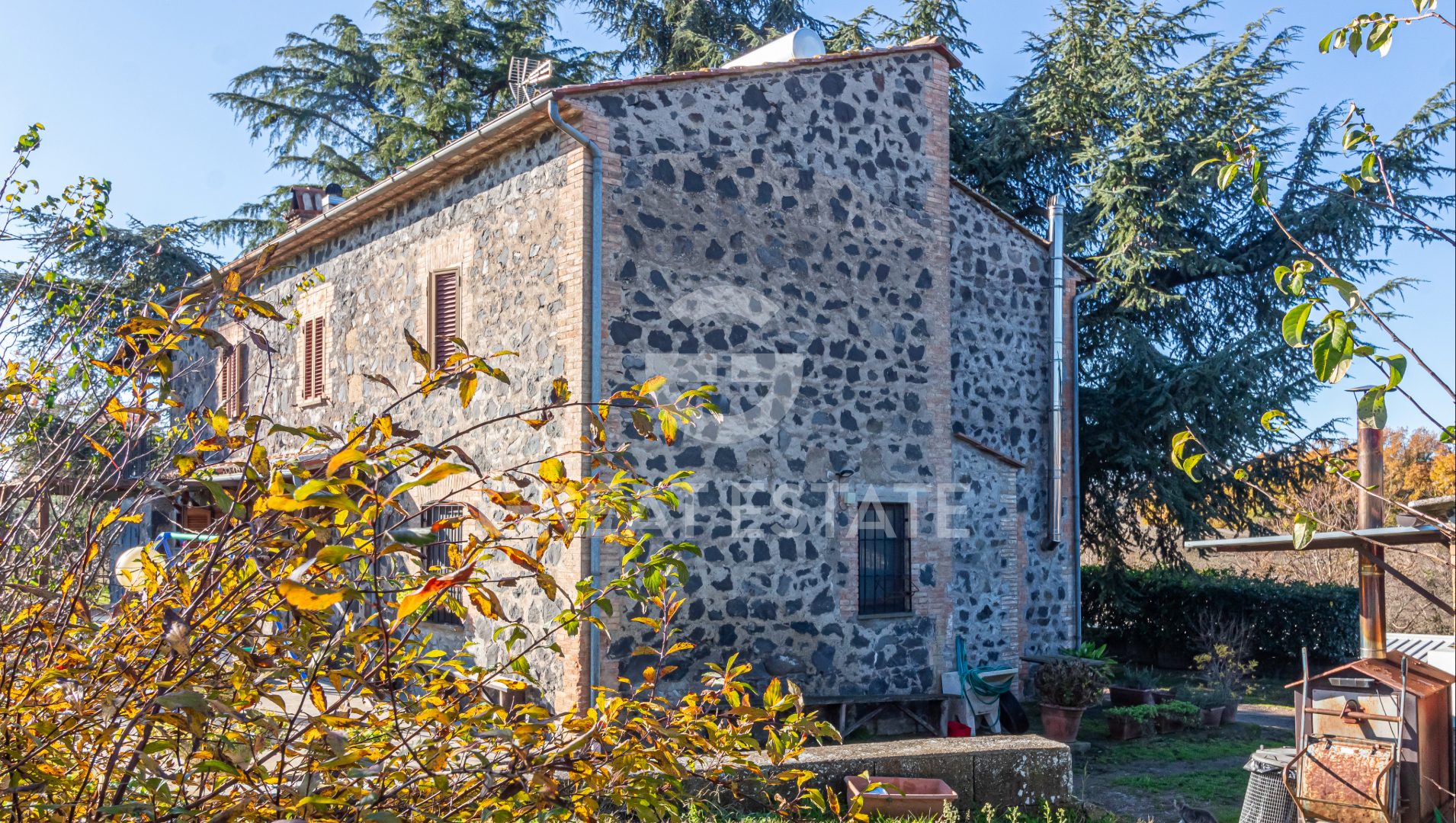 House in Trinita - Image 4